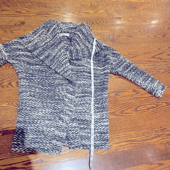 Cozy wool thick knit cardigan - Picture 6 of 9